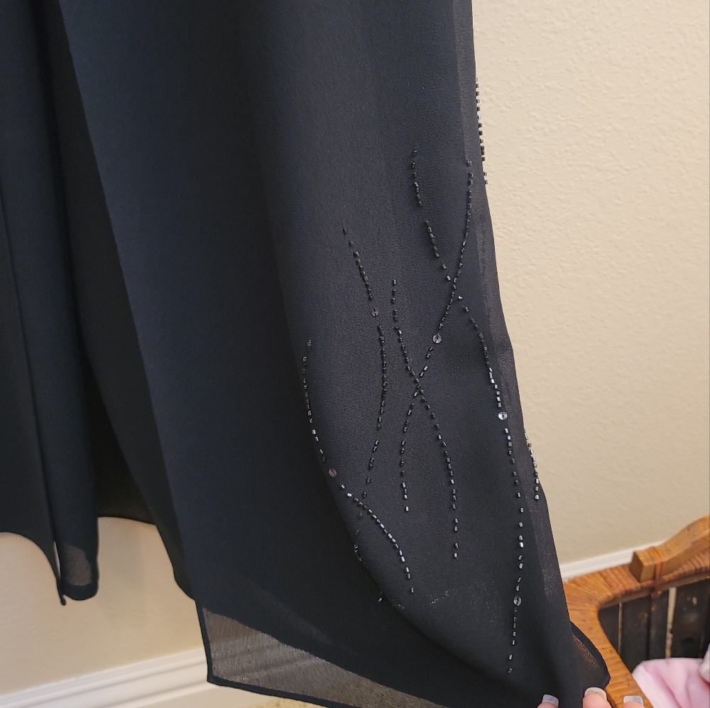 Flowy pants with glass beading